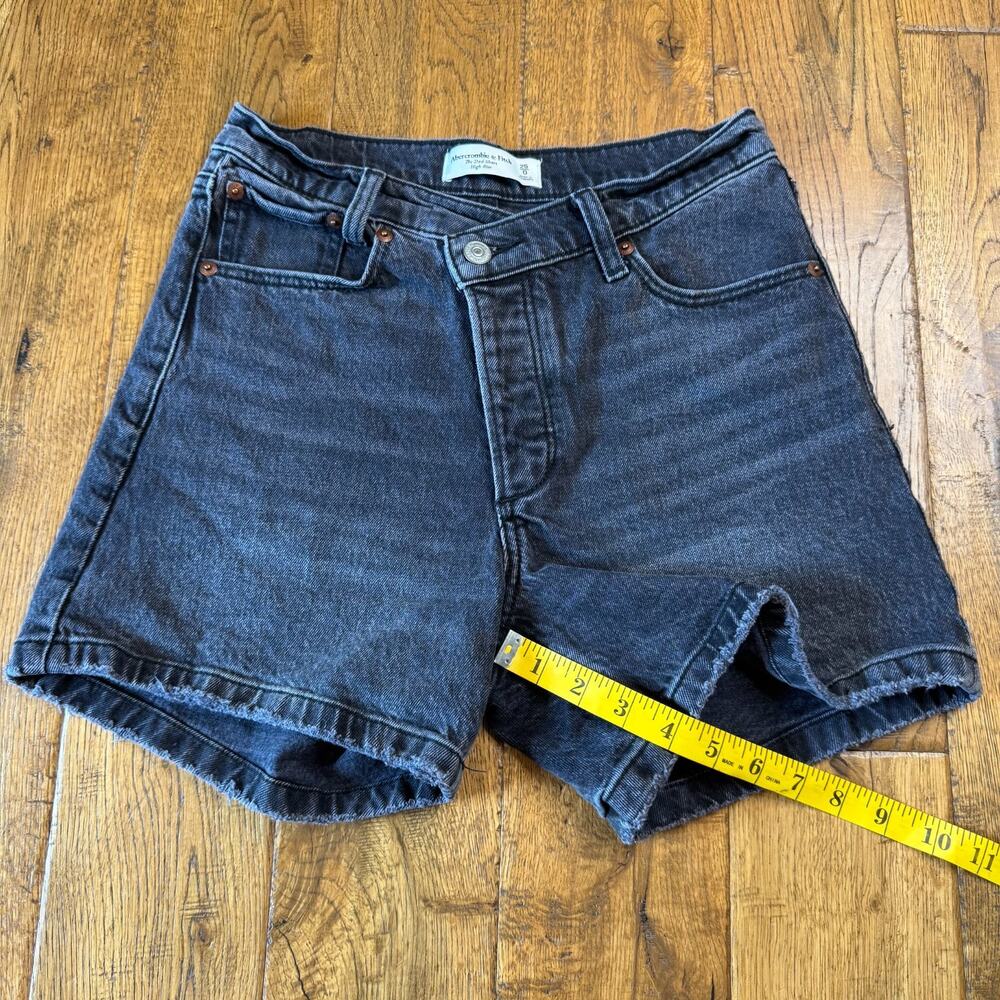 Abercrombie & Fitch The Dad Shorts Womens 25/0 Black Denim Button Fly High Rise - Picture 6 of 8